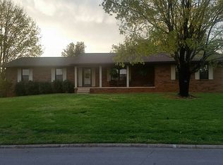 219 Littlebrook Cir, Rockford, TN 37853