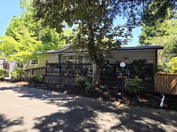 1475 Green Acres Rd Space 83, Eugene, OR 97408