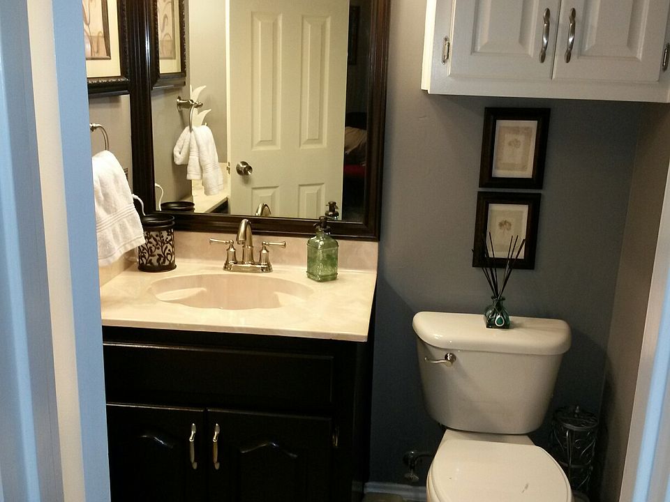 1st image of 818 Lightstone Dr