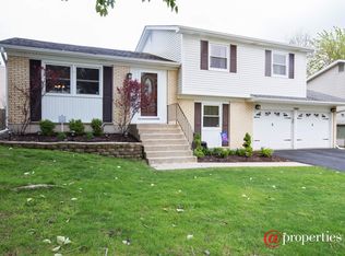 1660 Cape Breton Ct, Hoffman Estates, IL 60192