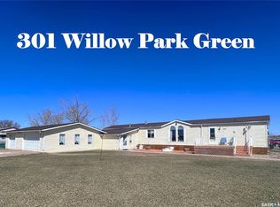 301 WILLOW PARK GREEN, Estevan, SK S4A 2R9