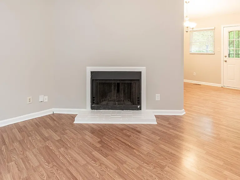 1822 Birmingham Ave — Photo 4