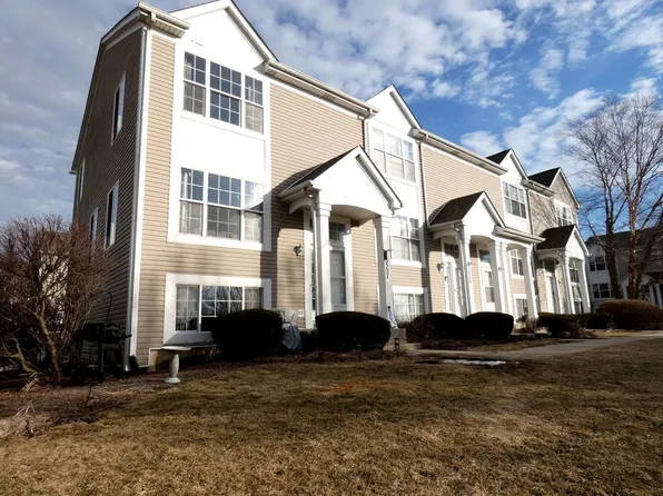 3527 Silver Leaf Dr, Joliet, IL 60431