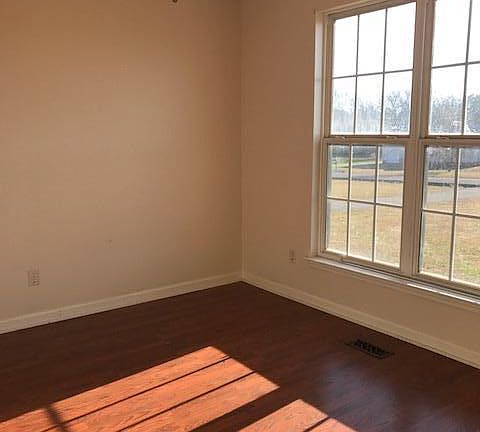 4th image of 3005 Jodie Ct