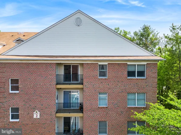 70 E Park St #223-23, Bordentown, NJ 08505