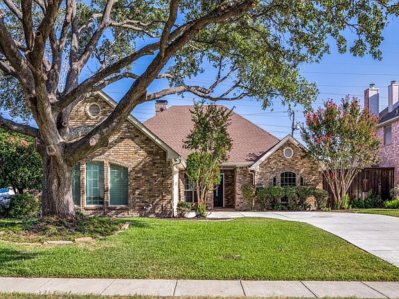3rd image of 3405 Ashington Ln