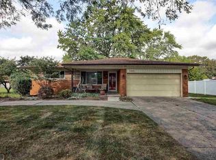 11461 Chicago Rd, Warren, MI 48093