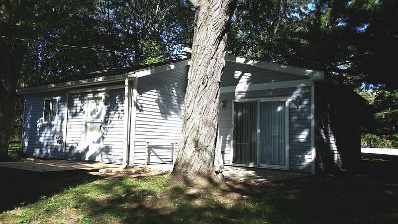 1st image of 3775 Edgewood Dr