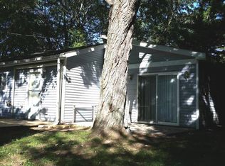 3775 Edgewood Dr, Lakeport, MI 48059