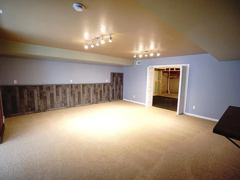 1868 Austins Pointe Dr — Photo 32