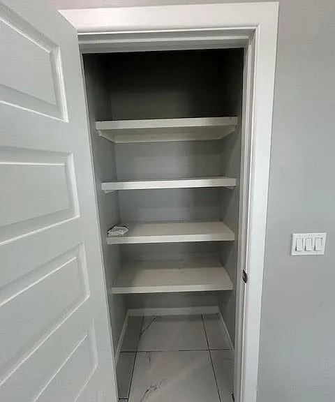 1122 Country Club Dr #4 — Photo 5