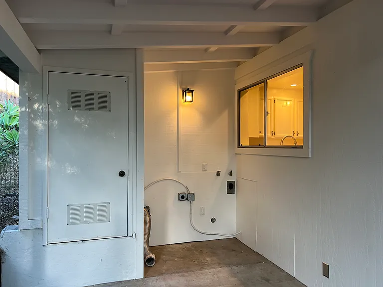 465 El Sueno Rd — Photo 22