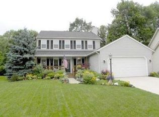 9684 Grist Mill Run, Olmsted Falls, OH 44138