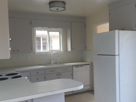 3rd image of 4039 S D St