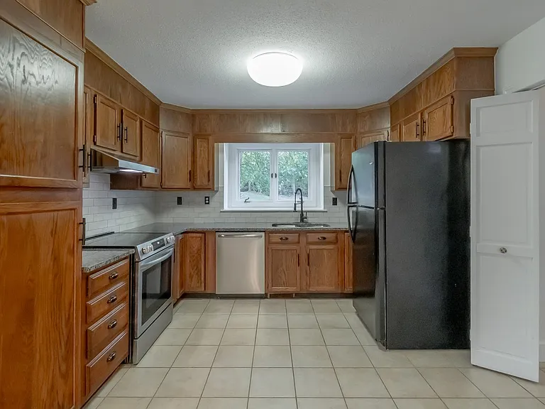 3917 Singletree Rd — Photo 29