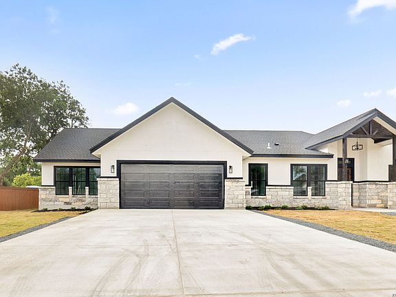 2nd image of 8220 Alton Blvd