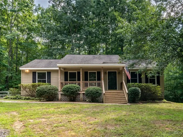 4676 Walton Rd, Louisa, VA 23093