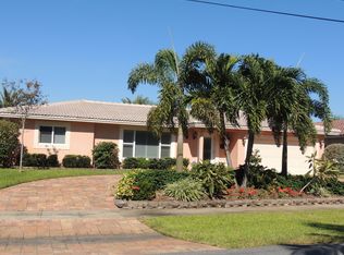 5781 SW 17th St, Plantation, FL 33317