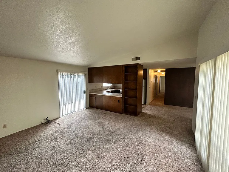 5111-5339 Basilica Dr — Photo 4