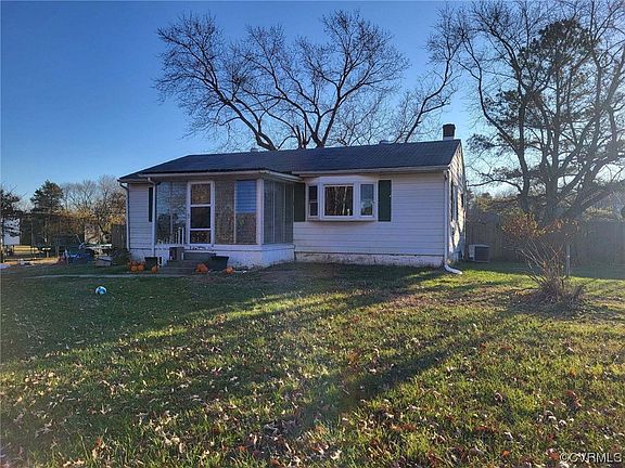 2nd image of 18448 E Beazley Ln