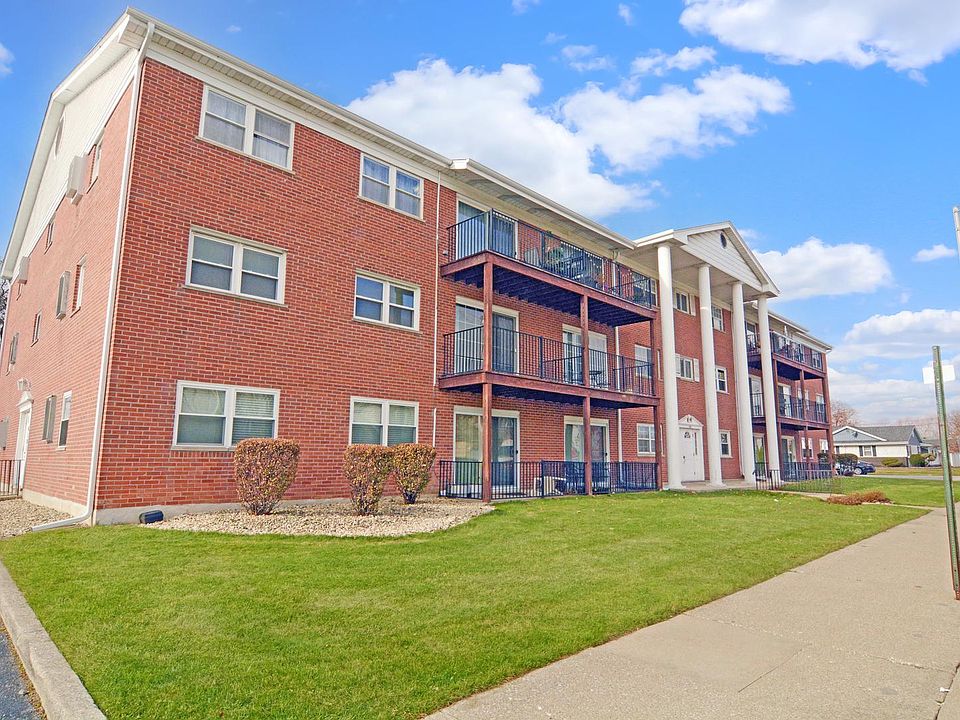 1st image of 6101 W 94th St APT B2