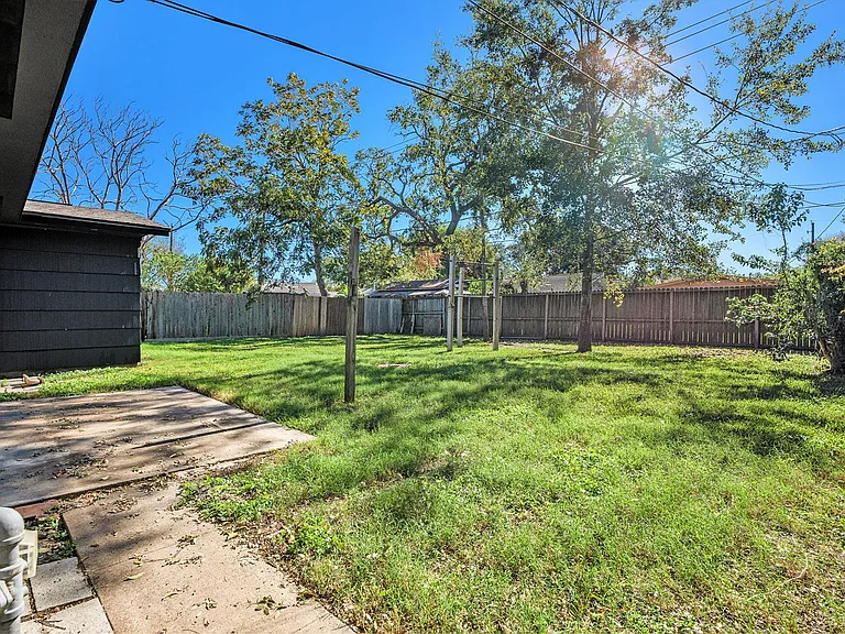 6325 Rowan Ln — Photo 16