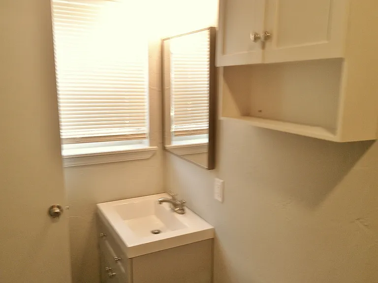 1505 S Howard Ave — Photo 15