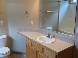 1953 E Wilson Ln #B, Meridian, ID 83642