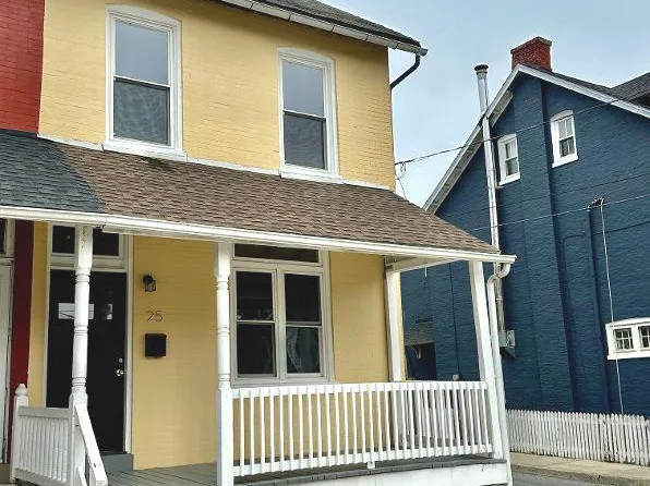 25 Green St, Lancaster, PA 17602