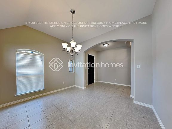 4th image of 4017 Muscadine Dr