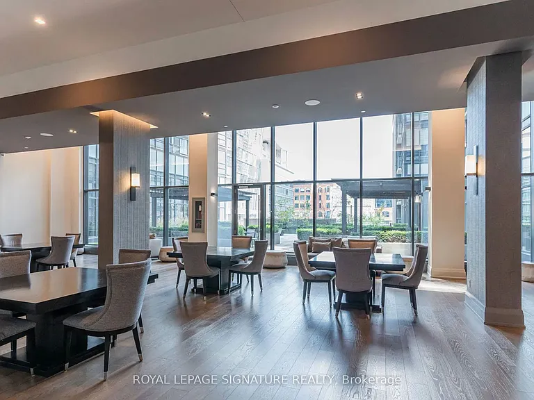 460 Adelaide St E #1706 — Photo 21