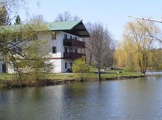 872 Mountain Ave APT 10, Purling, NY 12470