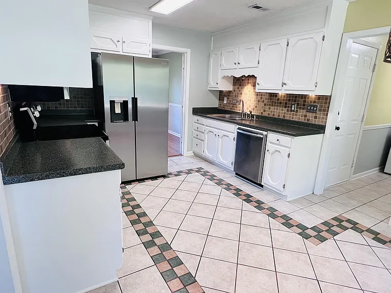 116 Bibb Dr — Photo 7