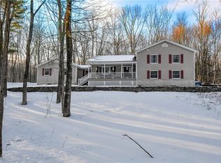 26 Hawk Hills Cir, Otisville, NY 10963