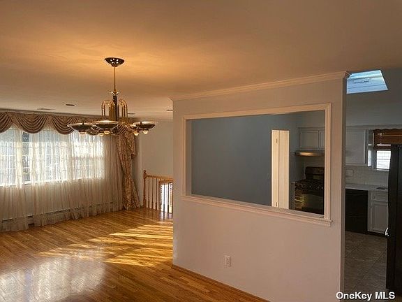 3rd image of 260 Roselle St