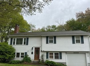 2 Ashland St, Holliston, MA 01746