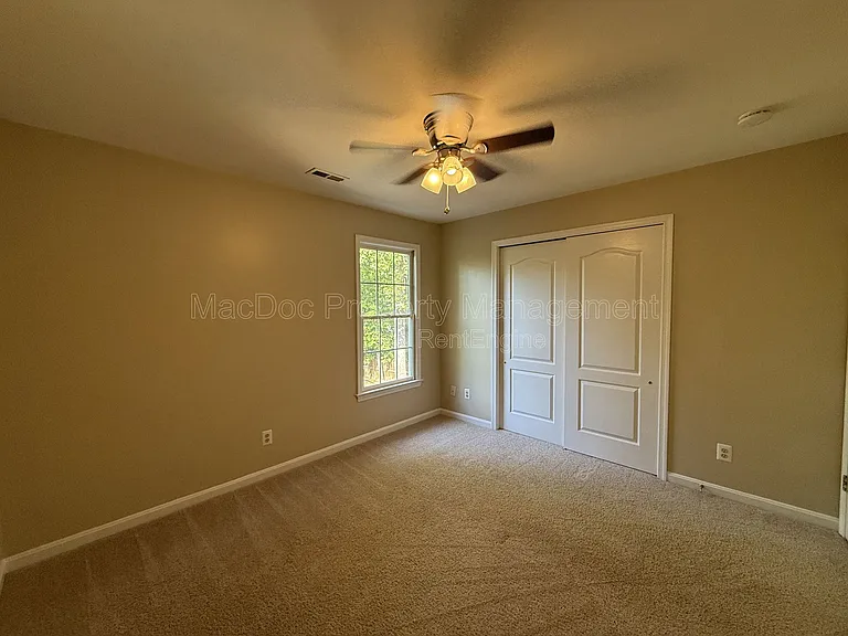 10500 Westfield Ln — Photo 35