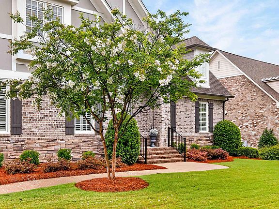 4th image of 766 Hampden Place Cir