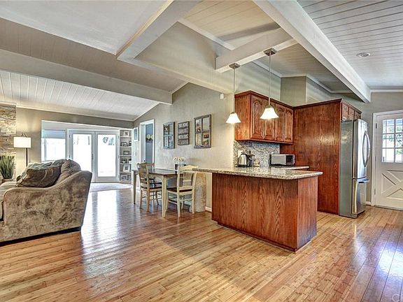 5th image of 13718 Norbeck Dr