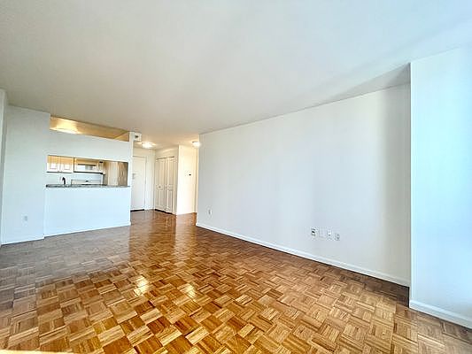 1st image of 350 W 43rd St APT 37B