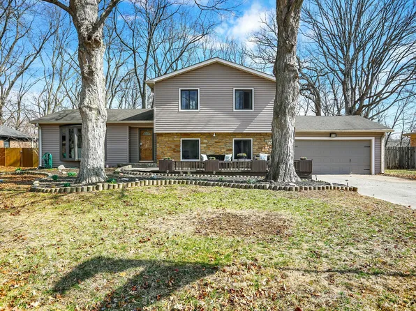 8211 Taunton Rd, Indianapolis, IN 46260