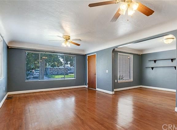 4th image of 3572 N Mayfield Ave