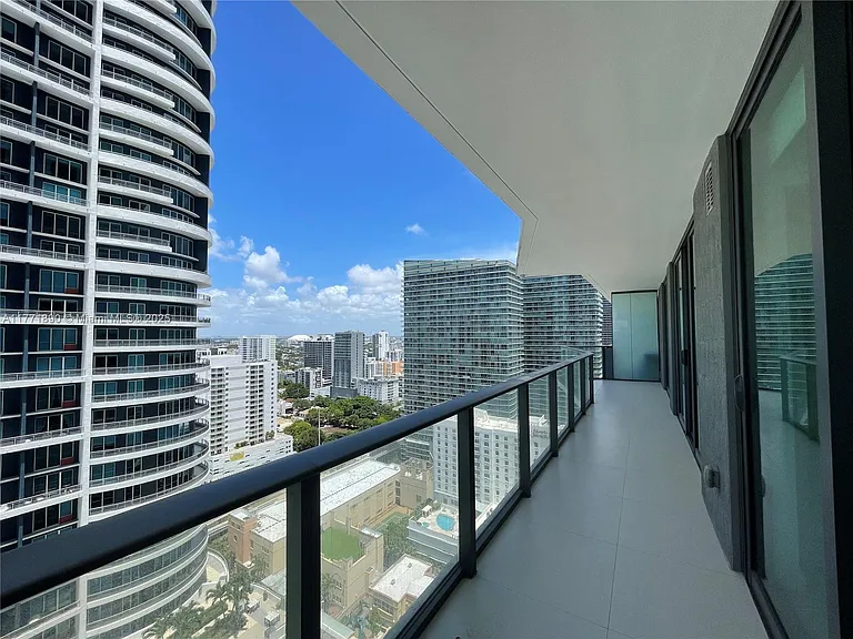 1300 S Miami Ave #20 — Photo 16