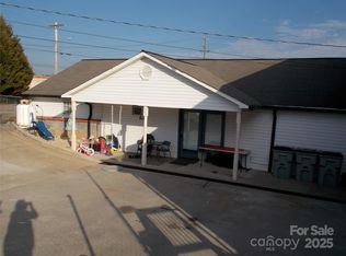 1317 & 1319 Main St NW, Lenoir, NC 28645