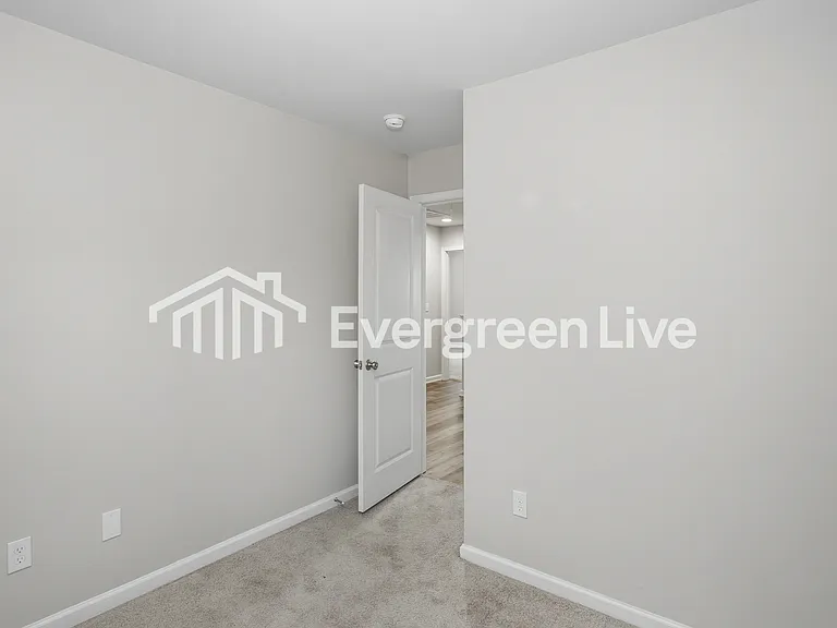 1315 Doby Springs Dr — Photo 4