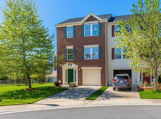 10253 Fountain Cir, Manassas, VA 20110