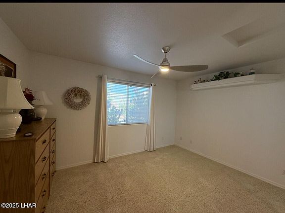 5th image of 3770 Bluegrass Dr