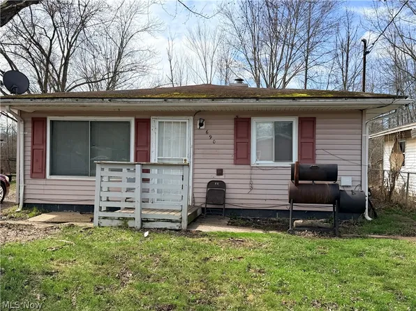 690 Lener Ave SW, Warren, OH 44485