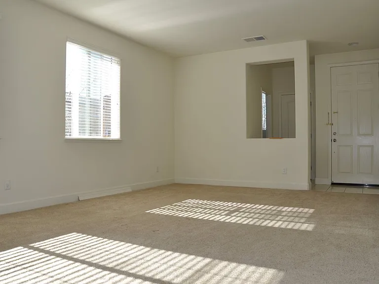 5400 Cliff House Way — Photo 3