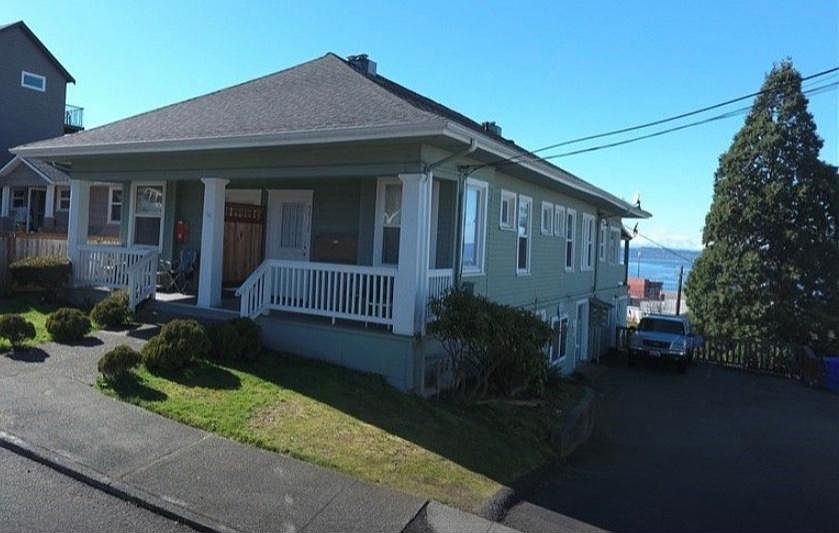 1st image of 3012 Kromer Ave #B